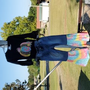 🌈 4 for $25 Girls size 5/6 fall bell bottom outfit